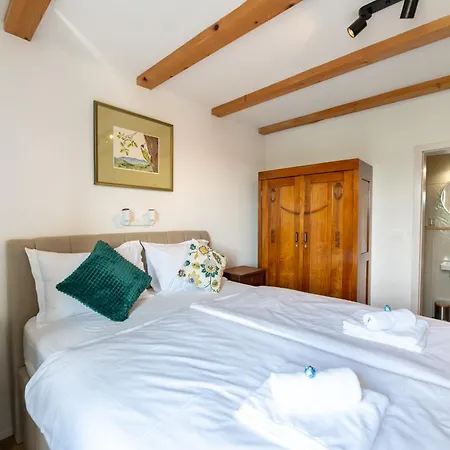 Rooms&vinery Bregovi - Sobe In Vinska Klet Bregovi Bed and Breakfast 3*