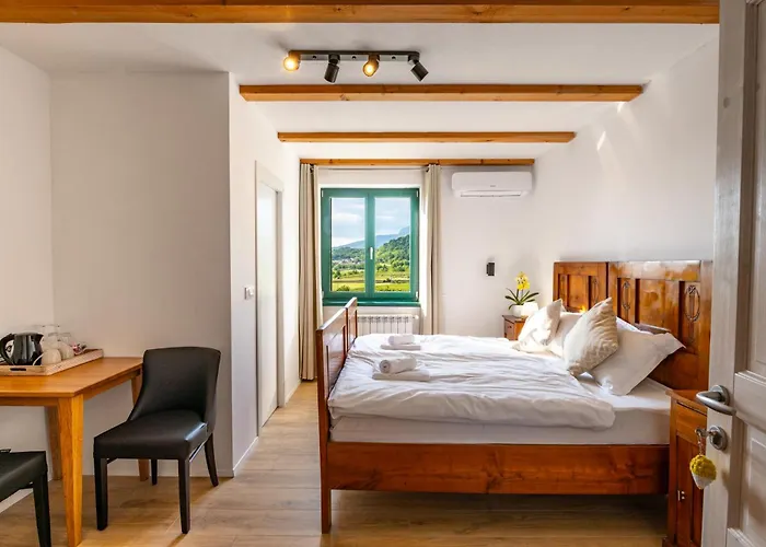 فندق مبيت وإفطار Rooms&vinery Bregovi - Sobe In Vinska Klet Bregovi Dobravlje